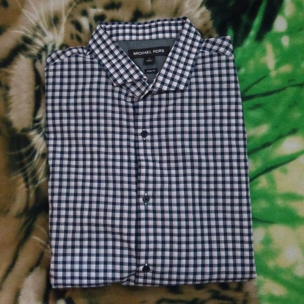 😎😎 Michael Kors Plaid Button Down Casual Shirt😎